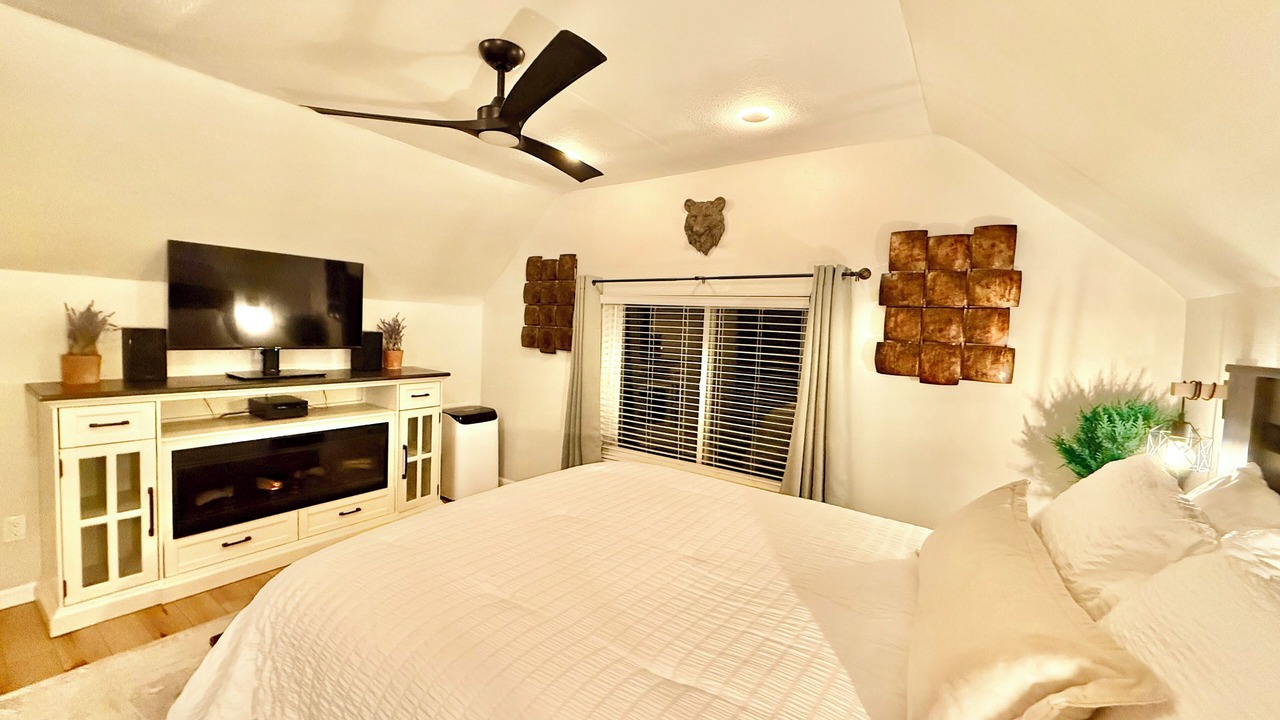 Photo of Bedroom in Central Colorado Springs