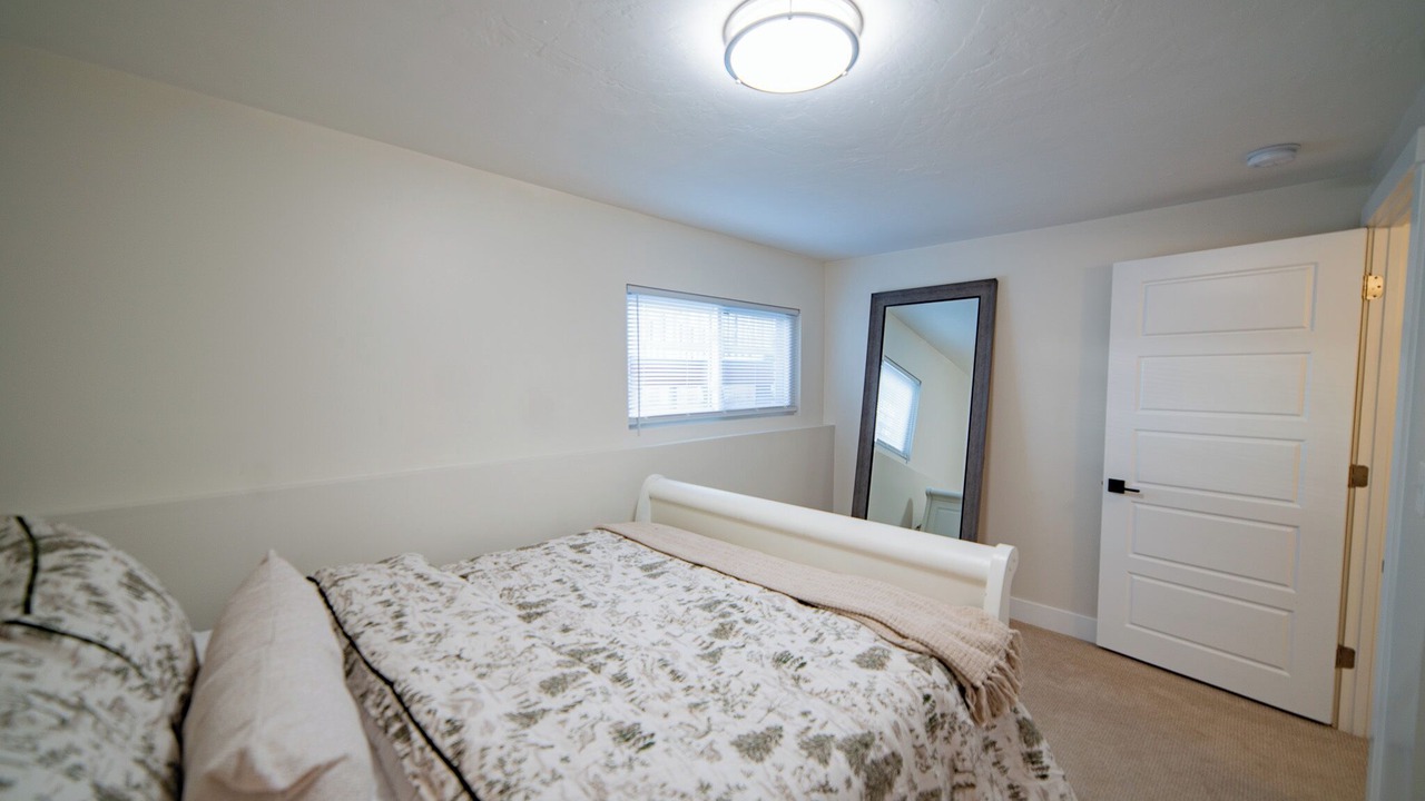 Photo of Bedroom in Sandy