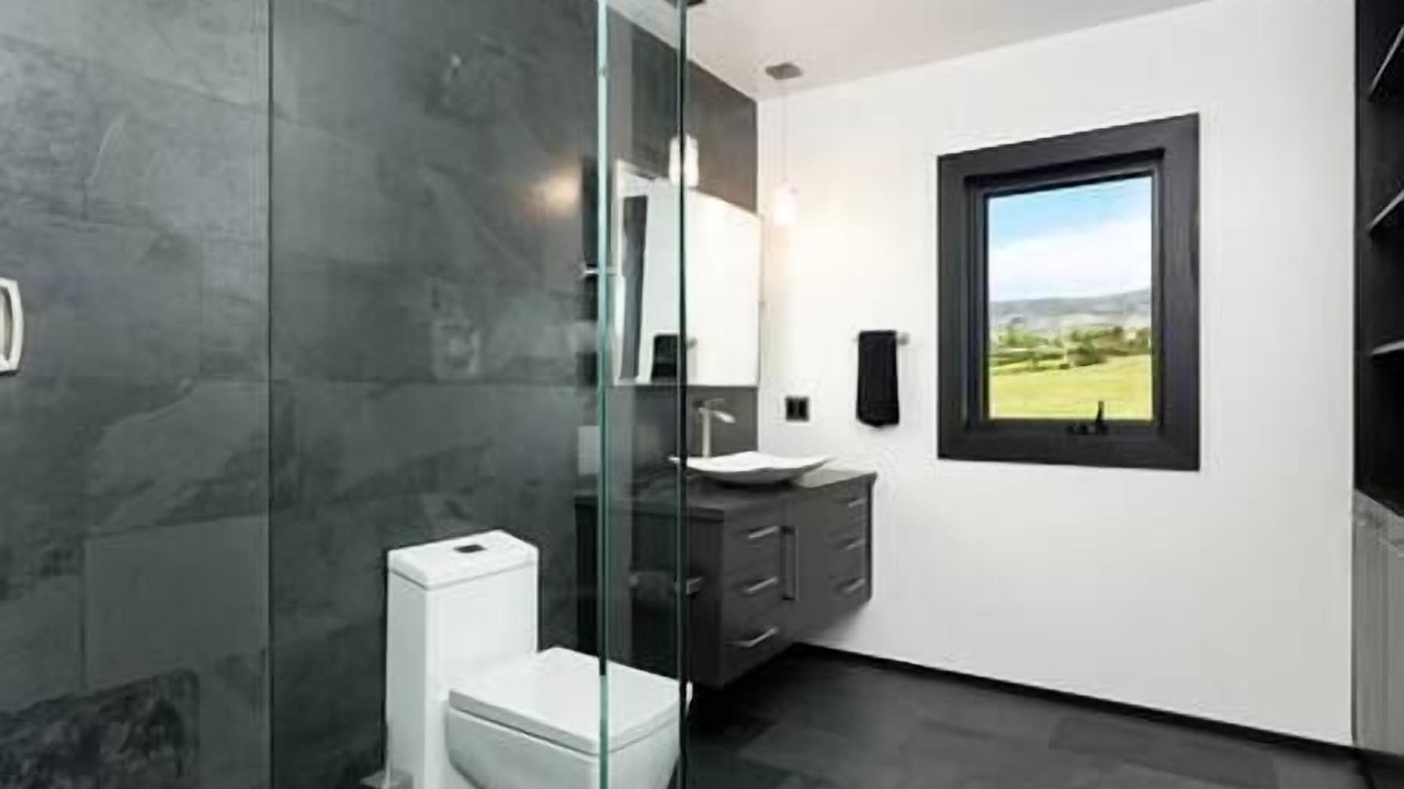Photo of Bathroom in Missouri Heights