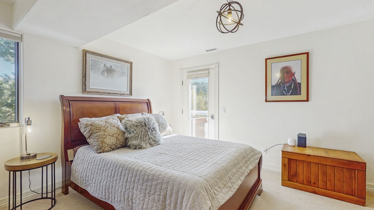 Photo of Bedroom in Eagle