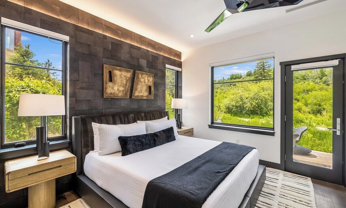 Photo of Bedroom in Avon