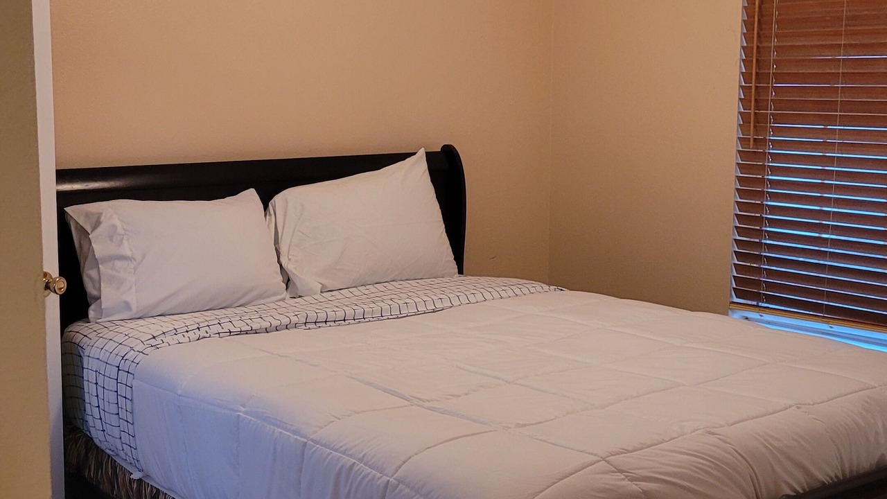 Photo of Bedroom in Killearn Lakes