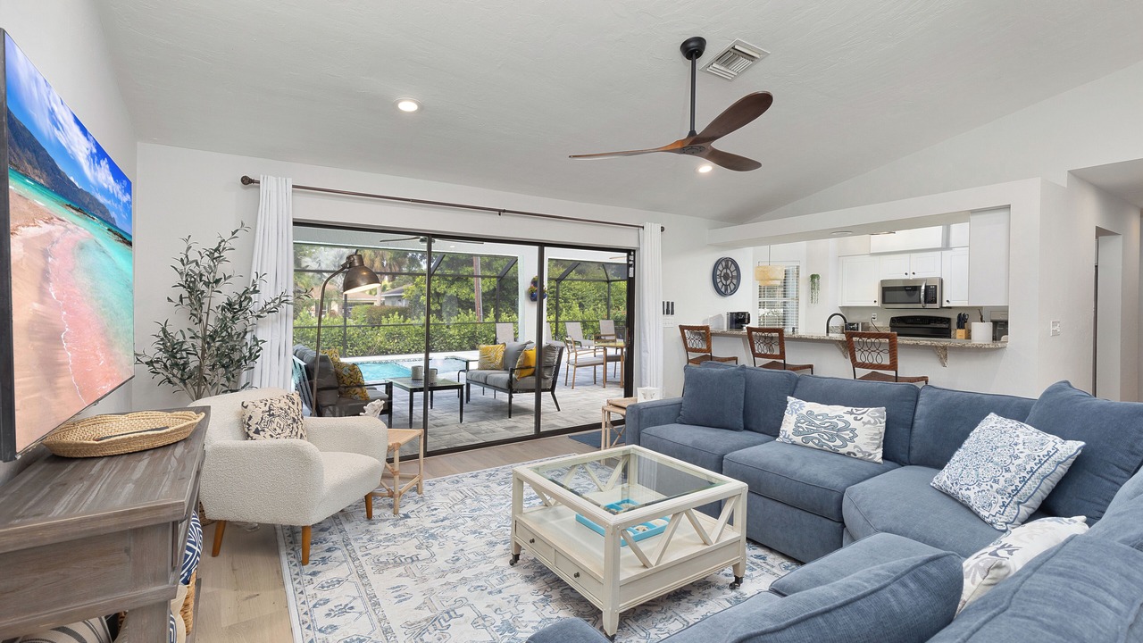 Photo of Livingroom in East Naples