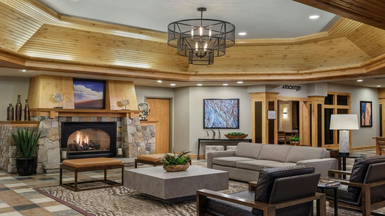 Photo of Livingroom in Avon