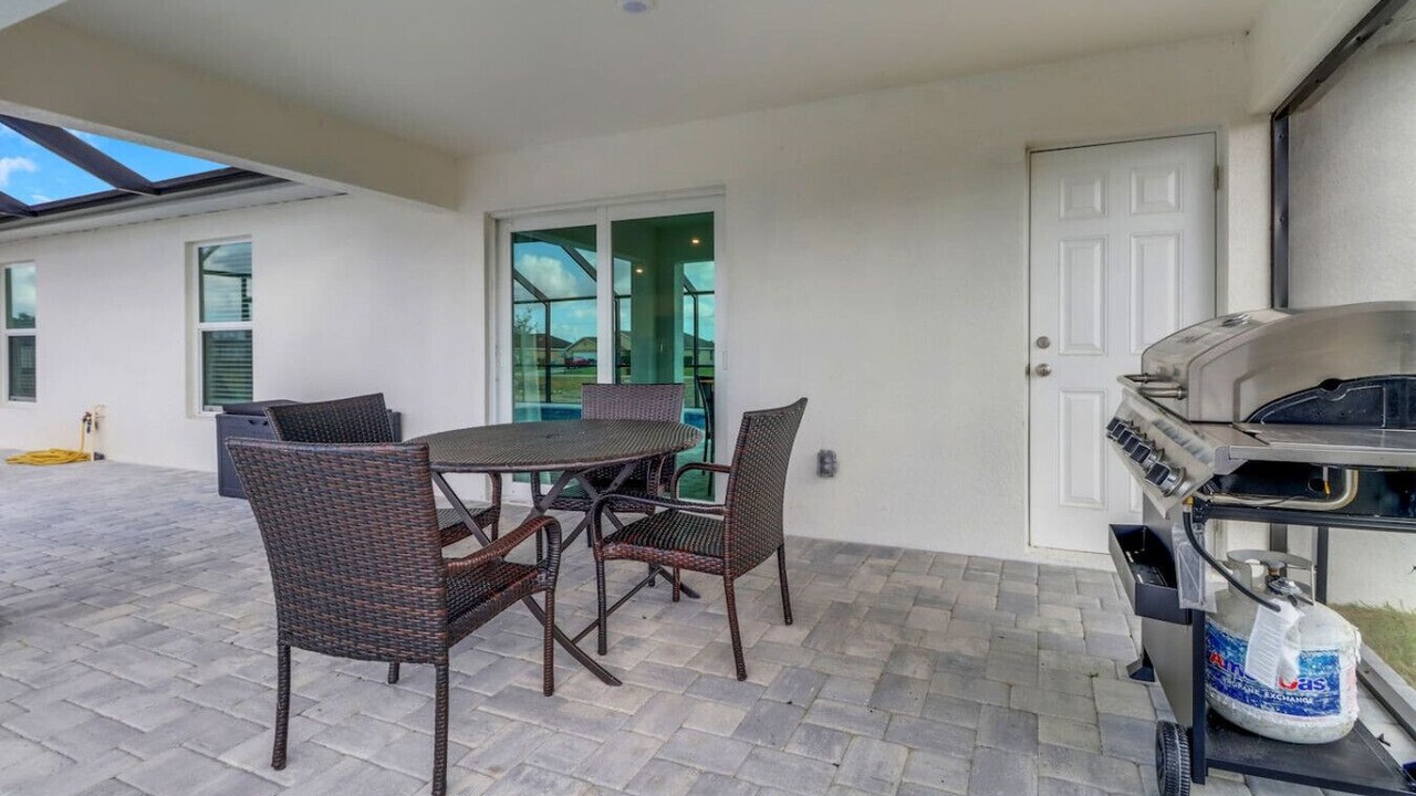 Photo of Outdoor in Mariner