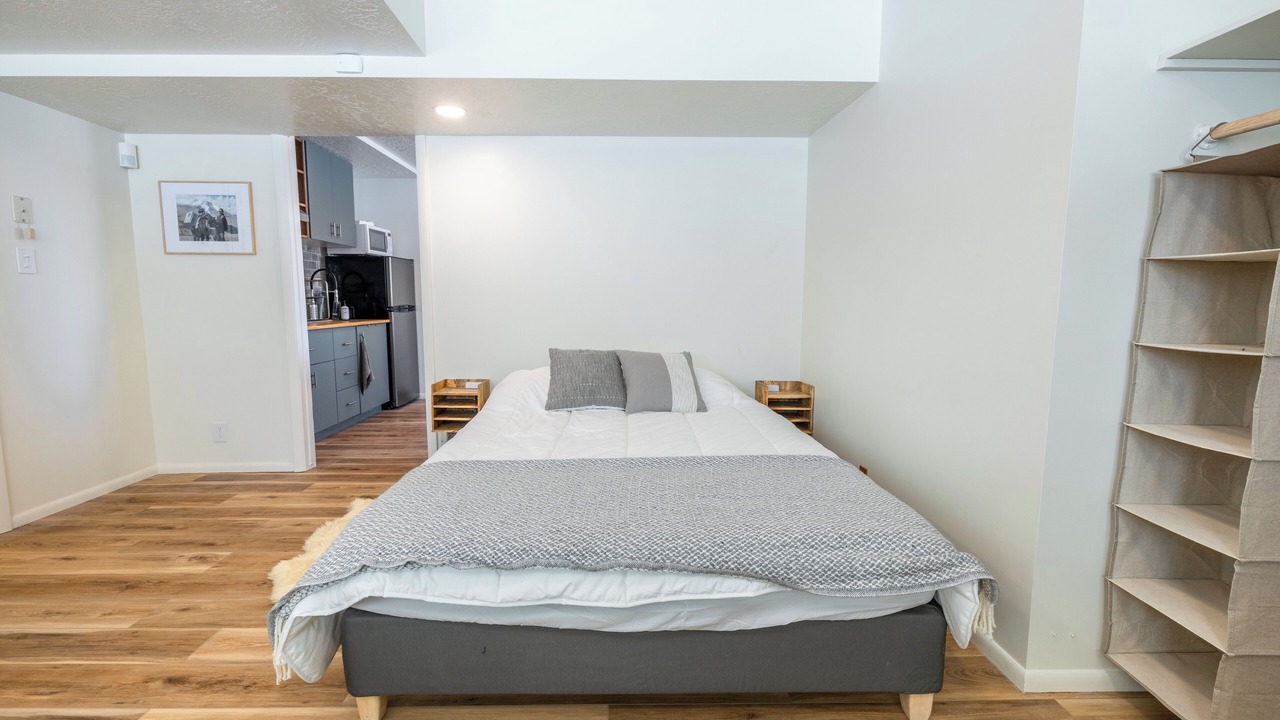 Photo of Bedroom in Sandy