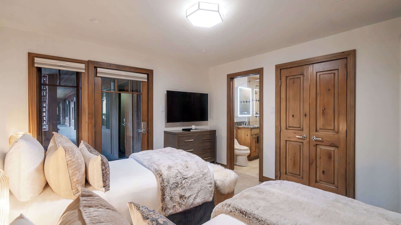 Photo of Bedroom in Aspen