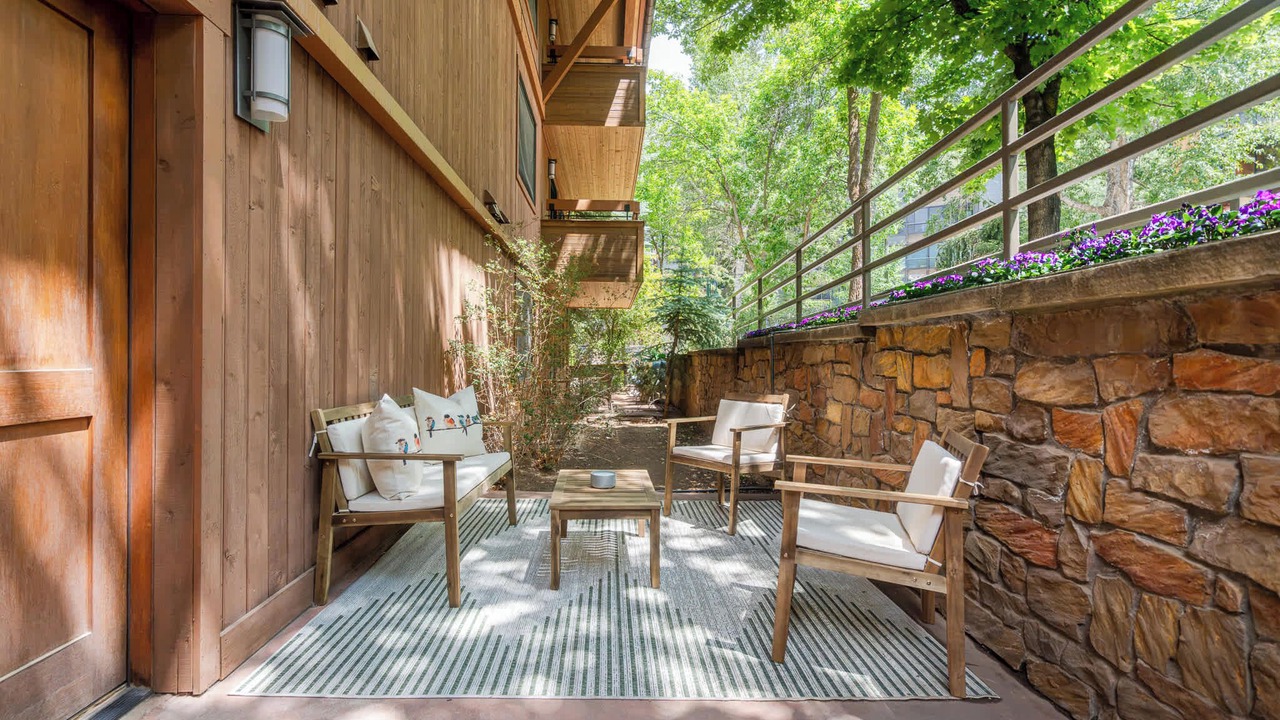 Photo of Patio Balcony in Aspen