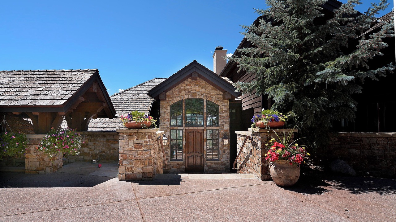 Photo of Outdoor in Red Mountain