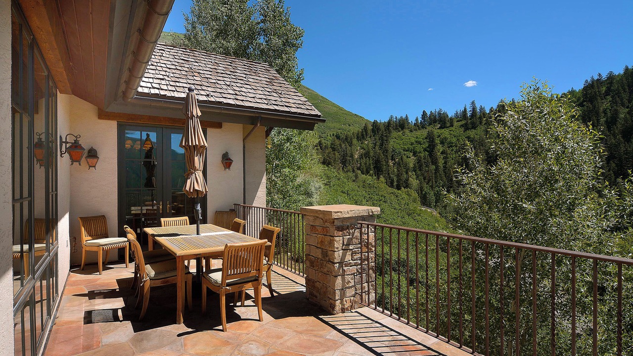 Photo of Outdoor in Red Mountain