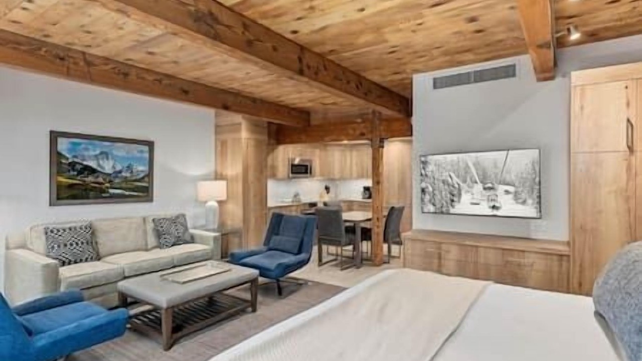 Photo of Bedroom in Downtown