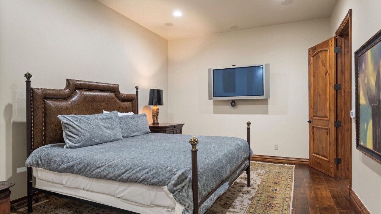 Photo of Bedroom in Snowmass Village