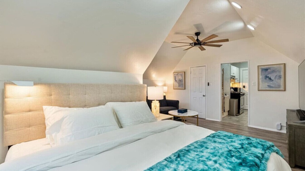 Photo of Bedroom in Lower Avenues