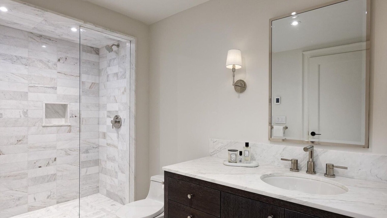 Photo of Bathroom in Mountain Valley