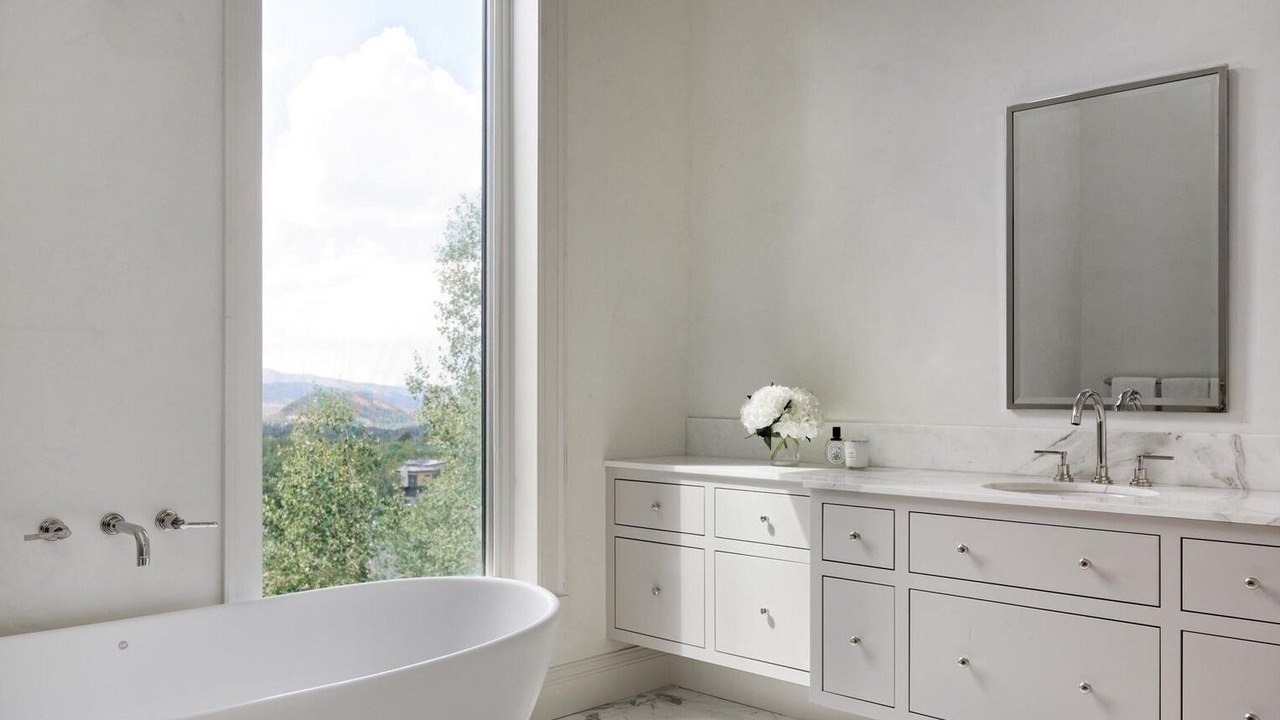 Photo of Bathroom in Mountain Valley