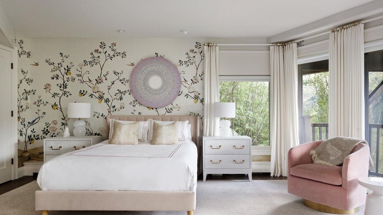 Photo of Bedroom in Mountain Valley