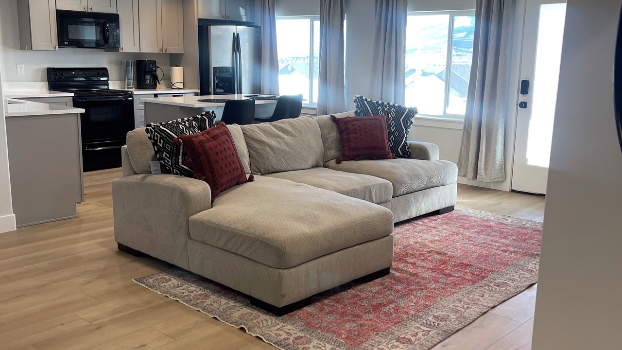 Photo of Livingroom in Saratoga Springs
