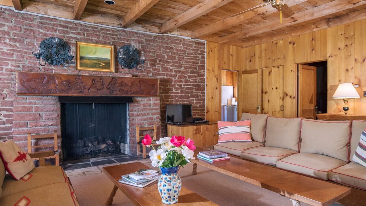 Photo of Livingroom in Basalt