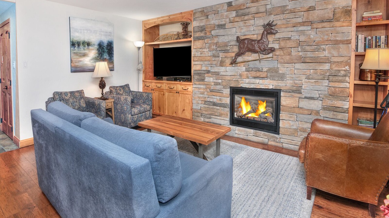 Photo of Livingroom in Vail