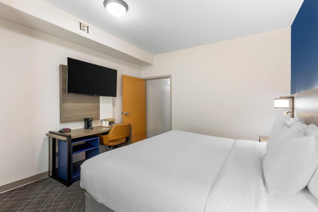 Photo of Bedroom in Glenwood Springs