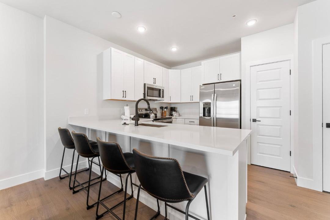 Photo of Kitchen in Lakeside Village