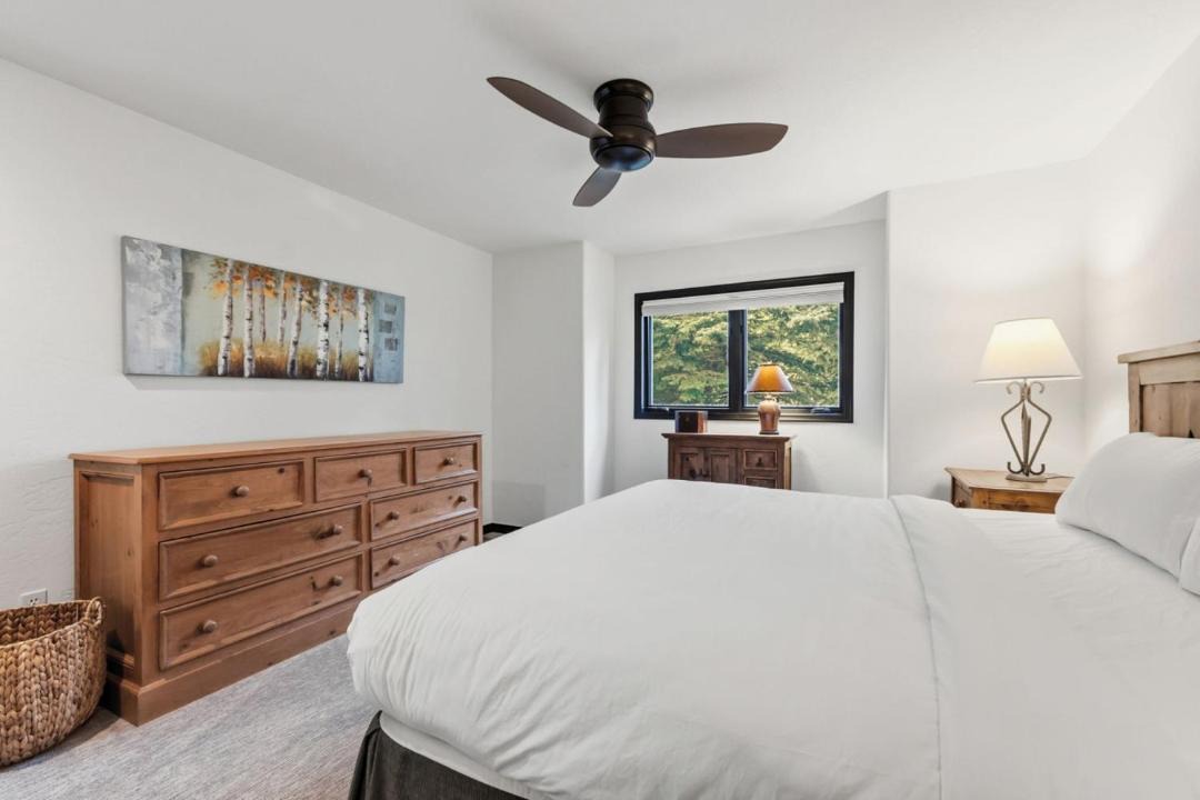 Photo of Bedroom in Edwards
