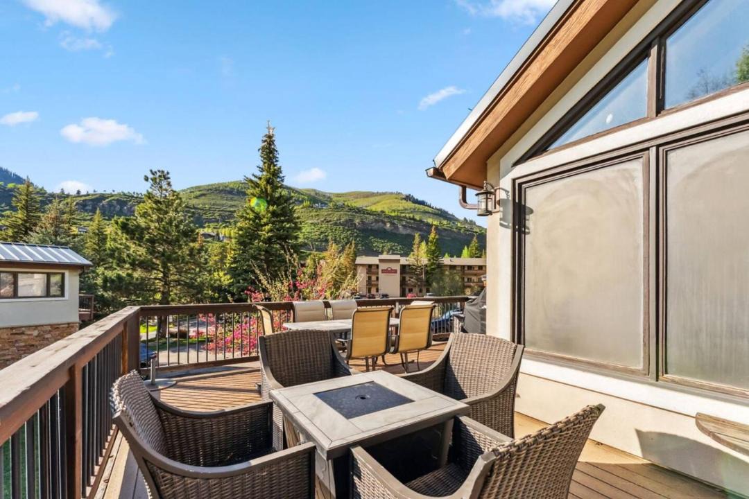 Photo of Patio Balcony in Matterhorn Village