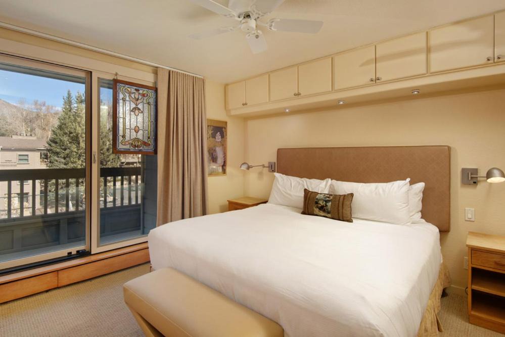 Photo of Bedroom in Aspen