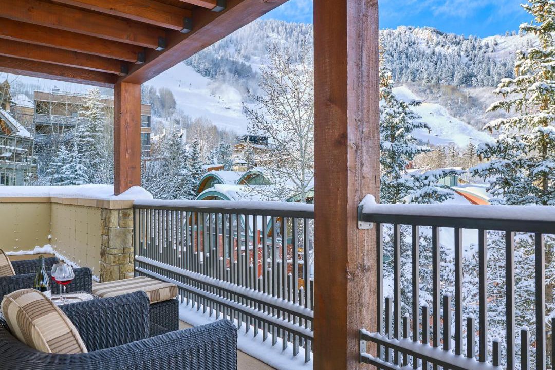 Photo of Others in Aspen