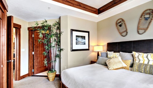 Condo, 3 Bedrooms, Slope side