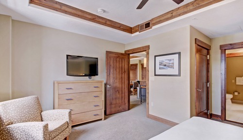 Condo, 2 Bedrooms