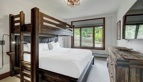 Premier Condo, 3 Bedrooms (Snow Cloud)