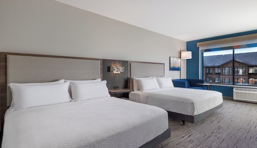 Suite, Multiple Beds, Roll-in Shower (Mobility)
