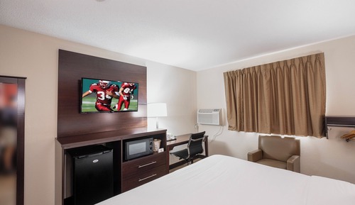 Deluxe Room, 1 King Bed, Non Smoking