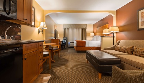 Standard Room, 2 Queen Beds, Non Smoking, Kitchenette