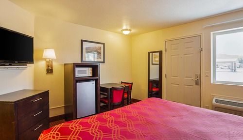Room, 1 King Bed, Accessible, Non Smoking