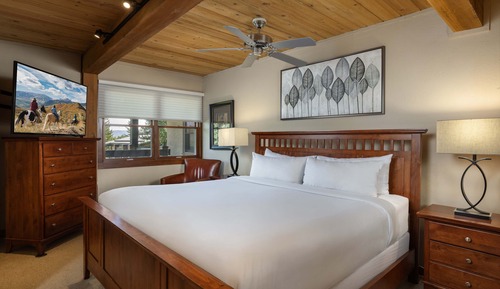Condo, 2 Bedrooms (Slope 308)