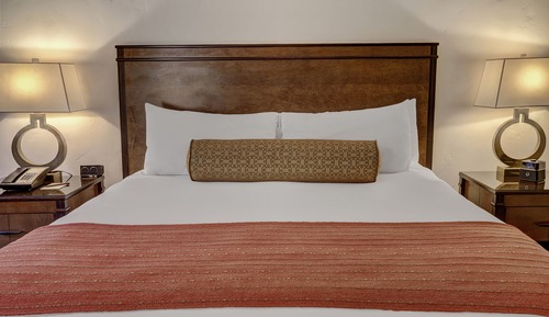 Classic Room, 1 King Bed