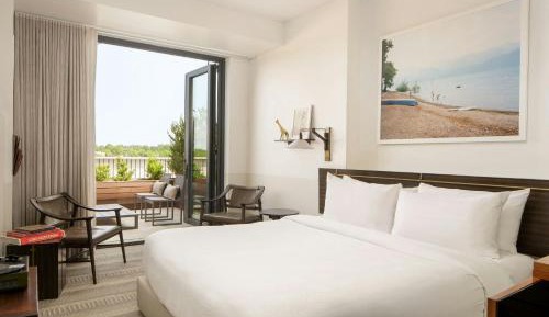 Terrace - King Bed