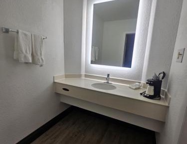 Deluxe Queen Room with Two Queen Beds - Non-Smoking