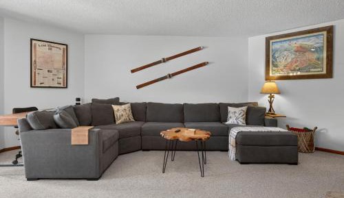 Two-Bedroom Deluxe Apartment
