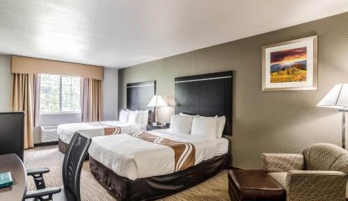 Queen Room with Two Queen Beds - Non-Smoking