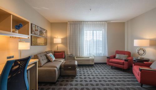 One-Bedroom King Suite with Sofa Bed