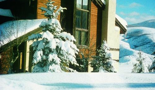 Three-Bedroom Townhouse