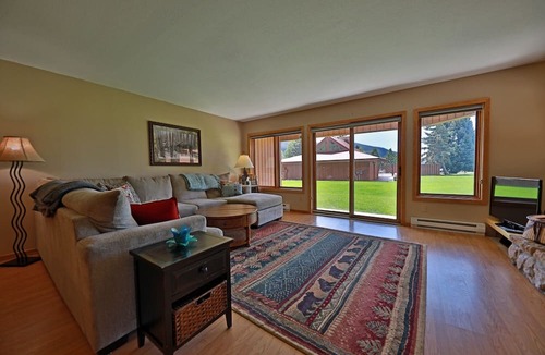 Grand Lake Condo | Shadow Mountain Yacht Club #2 2 Bedroom Condo by Redawning