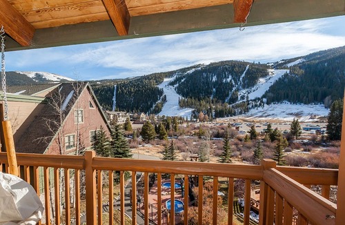Mountain House Condo | Tenderfoot Lodge by Summit County Mountain Retreats