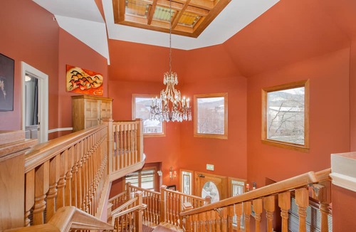 Central Boulder Bed & Breakfast | Bradley Boulder Inn