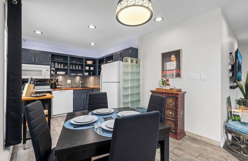 University Park Apartment | Old Town Condo Near CSU Pool, Sauna, Gym & Bikes