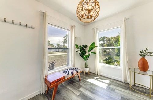 North Andrews Gardens Cottage | 4 Mi to Beach: Home w/Patio in Fort Lauderdale!