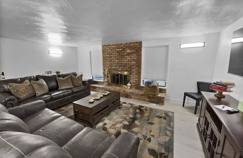 Grand Junction House | Sparn Mountain Hideaway 3 Bedroom Home